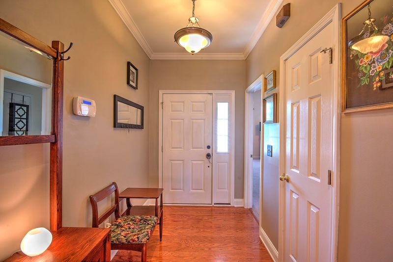221 Equinox Cir, Ladson, SC 29456