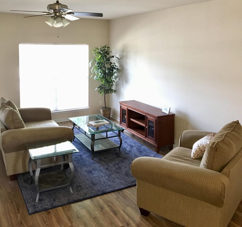 140 Broad River Dr, Summerville, SC 29485