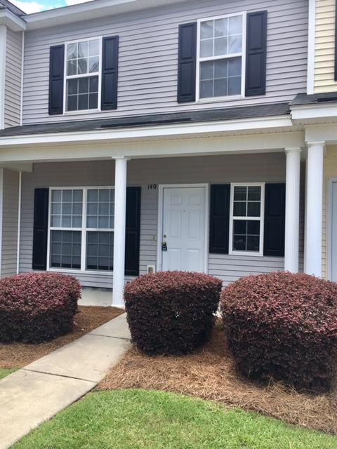 140 Broad River Dr, Summerville, SC 29485