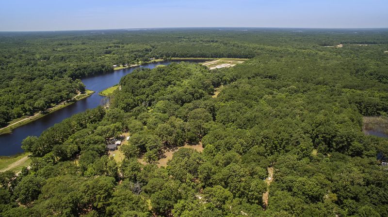 1210 Michelle Ln, Johns Island, SC 29455