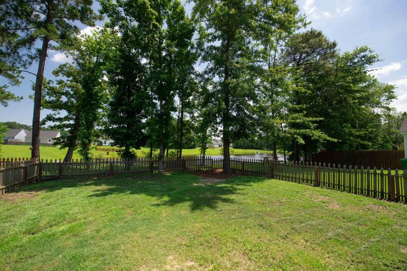 124 Coosawatchie St, Summerville, SC 29485