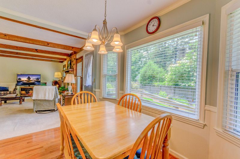 2 Casa Bianca Dr, Charleston, SC 29407