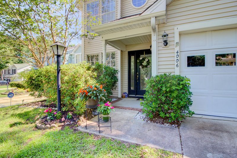 4006 Indigo Ridge Dr, North Charleston, SC 29420