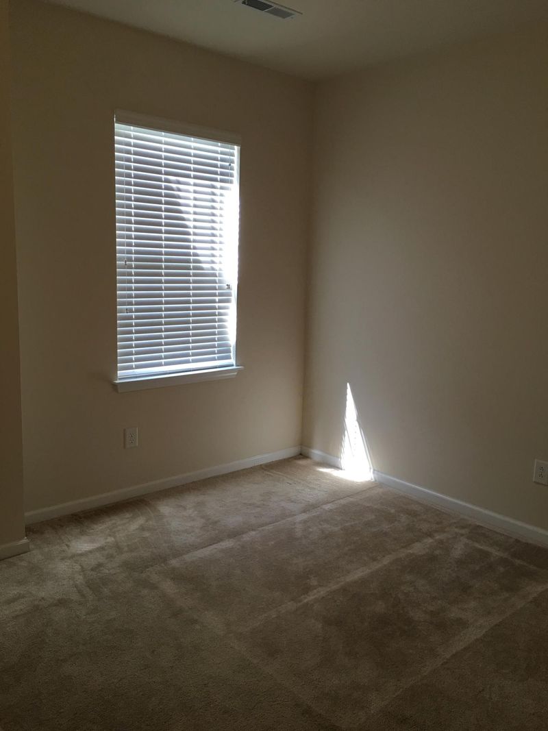 124 Woodward Rd, Goose Creek, SC 29445
