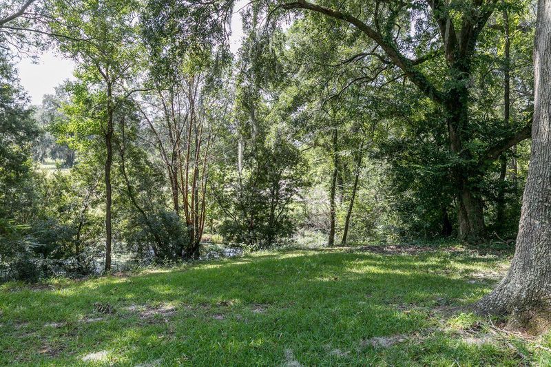 126 Lancer Dr, Summerville, SC 29485