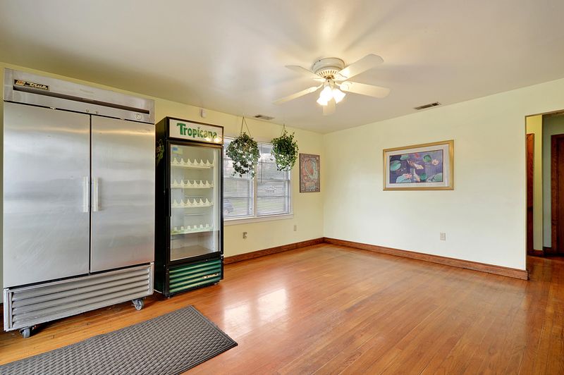 5134 N Rhett Ave, North Charleston, SC 29405