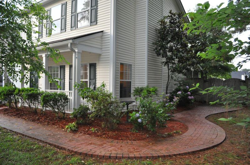 100 Hearthstone Cir, Goose Creek, SC 29445