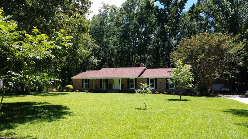 702 Hodge Rd, Summerville, SC 29483