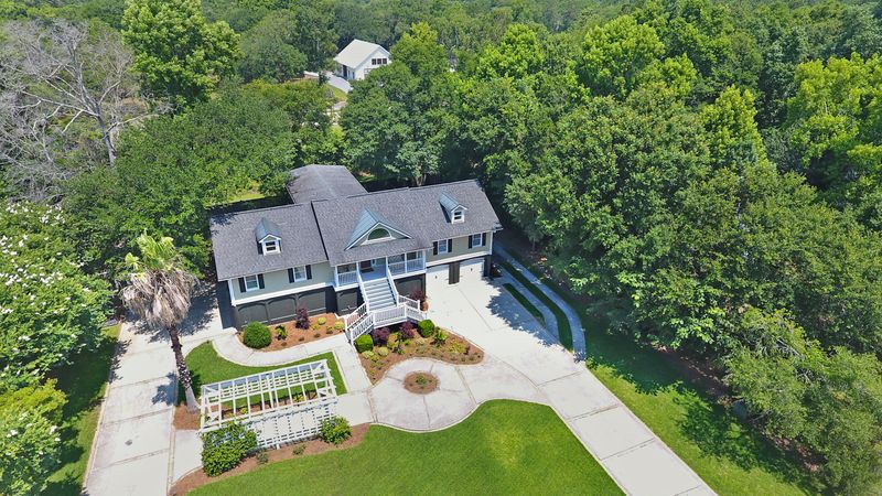 2312 N Palmetto Fort Dr, Mount Pleasant, SC 29466