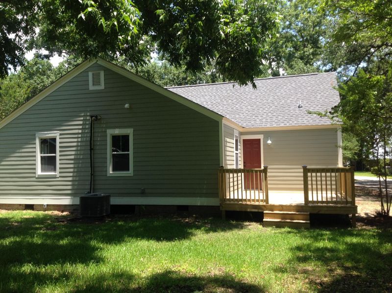 4 Penn Ave, Charleston, SC 29407