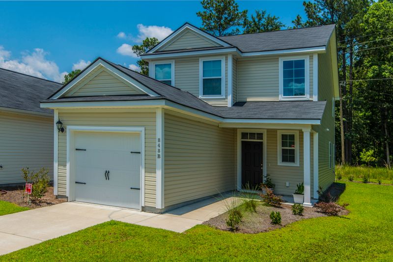 848 Winthrop St #B, Ladson, SC 29456