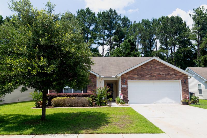 237 Everwood Ct, Moncks Corner, SC 29461
