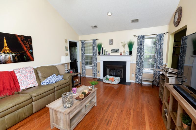 237 Everwood Ct, Moncks Corner, SC 29461