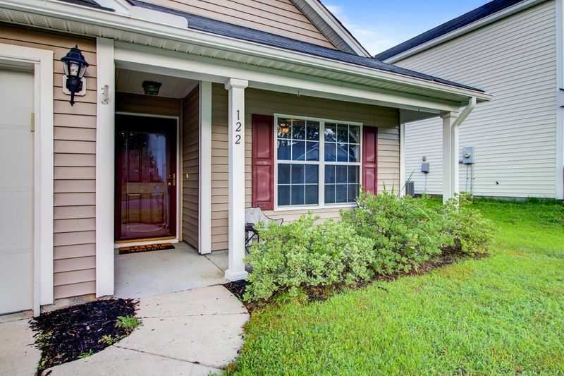 122 Destin St, Summerville, SC 29483
