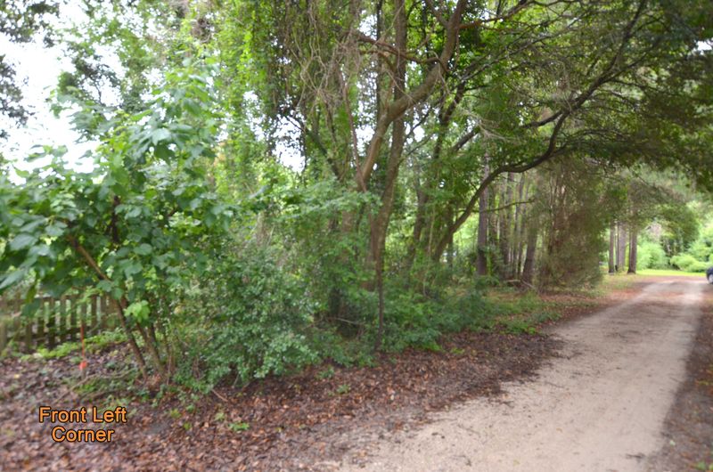 110 Legare St, Mcclellanville, SC 29458