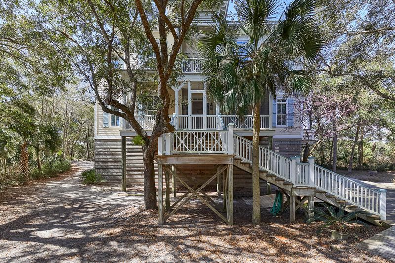 122 Lake Timicau Ln Lot 80, Dewees Island, SC 29451