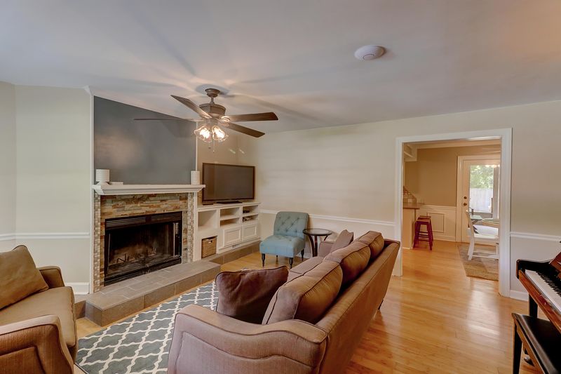 934 Nabors Dr, Charleston, SC 29412