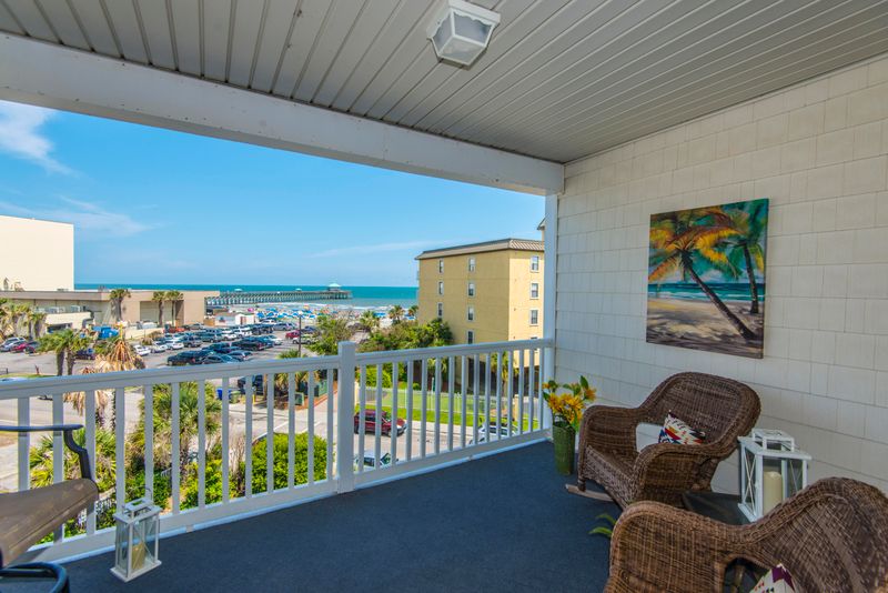 117 W Ashley Ave #B302, Folly Beach, SC 29439