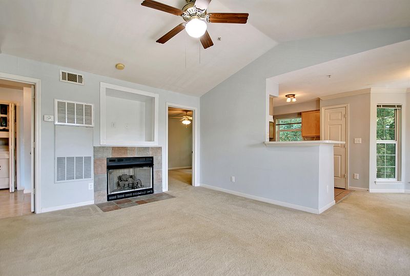 700 Daniel Ellis Dr #14307, Charleston, SC 29412