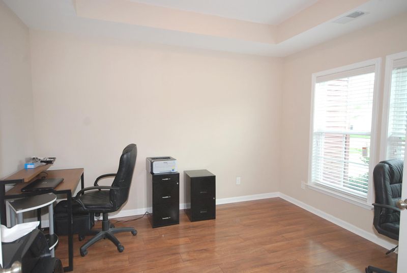 8447 Middle River Way, North Charleston, SC 29420