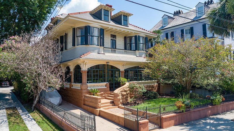 50 South Battery St #D, Charleston, SC 29401