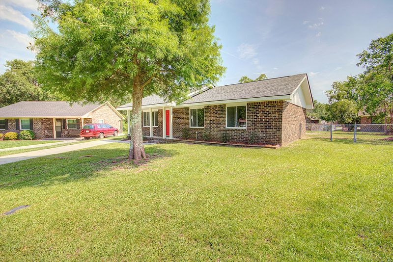 1114 Garfield St, Moncks Corner, SC 29461
