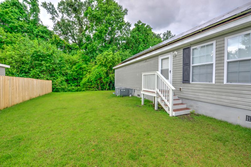 2584 Celestial Ct, North Charleston, SC 29406