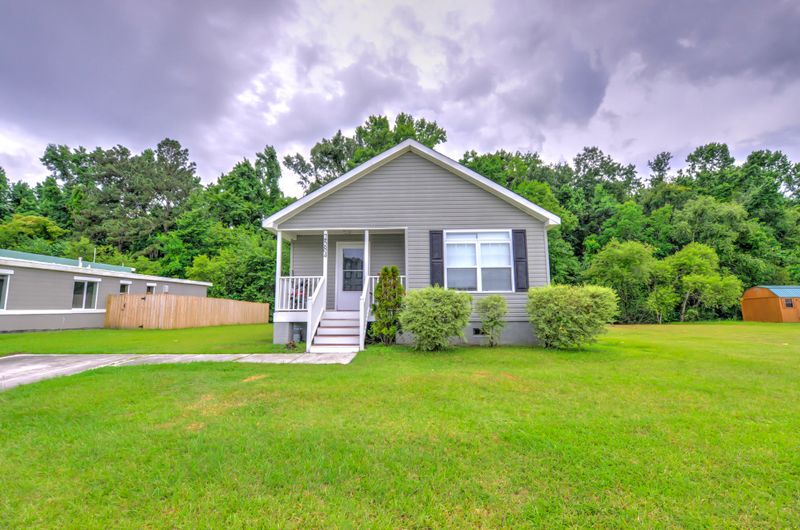 2584 Celestial Ct, North Charleston, SC 29406