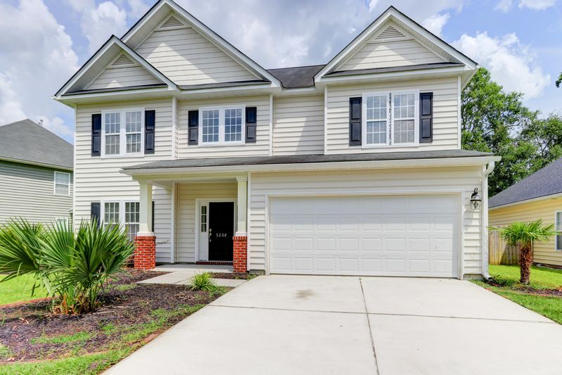 5208 Mulholland Dr, Summerville, SC 29485