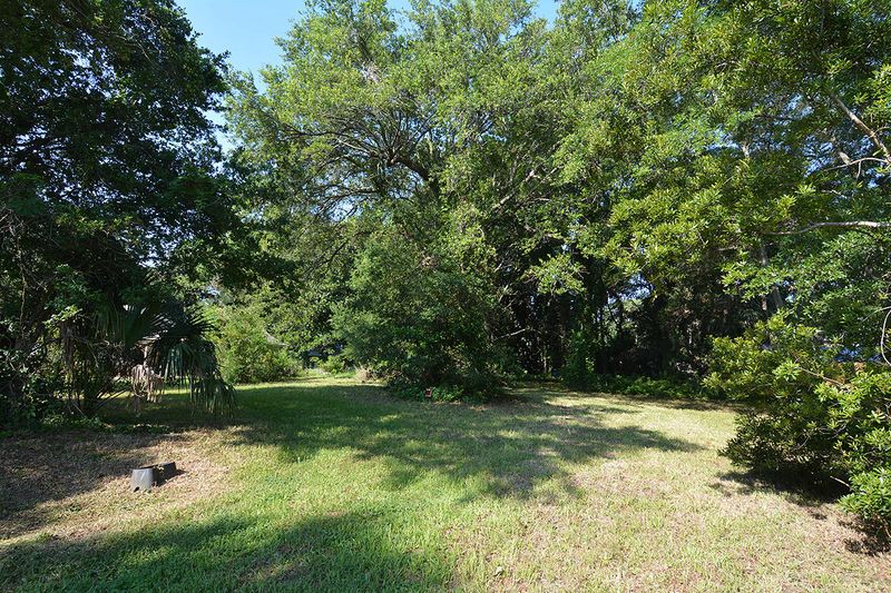 11 Chapman Ave, Isle Of Palms, SC 29451