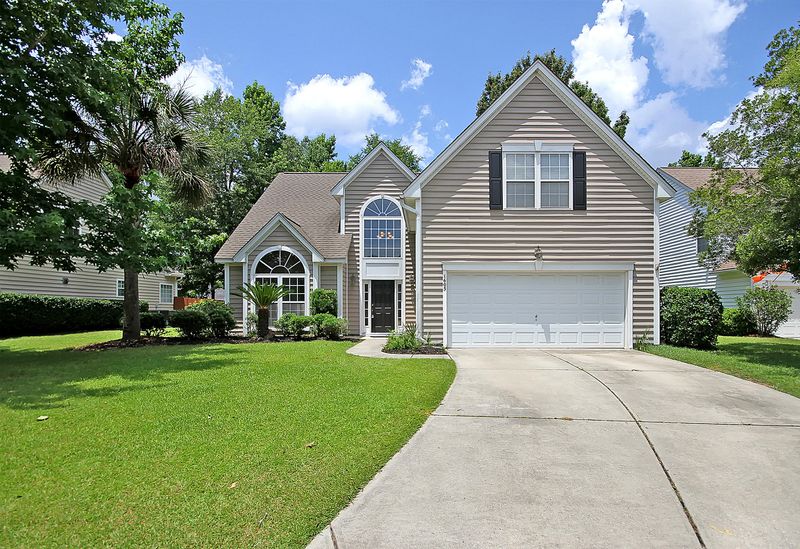 1605 Jorrington St, Mount Pleasant, SC 29466