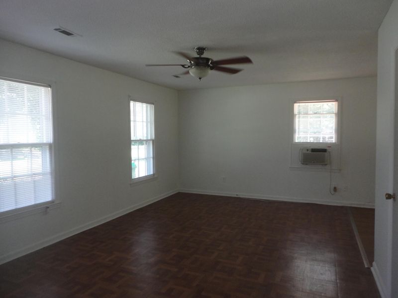 104 Cherry Pl, Summerville, SC 29483