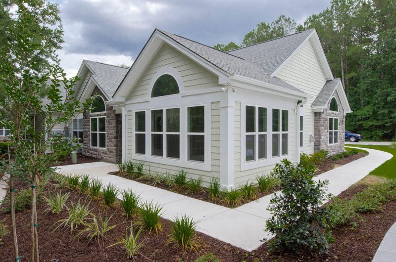8800 Dorchester Rd #4401, North Charleston, SC 29420
