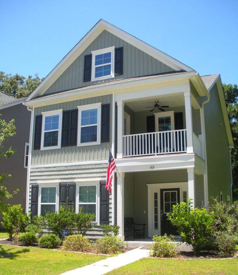 1831 Towne St, Johns Island, SC 29455