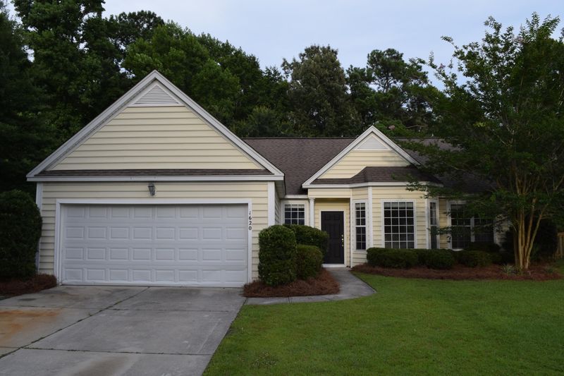 1620 Jorrington St, Mount Pleasant, SC 29466