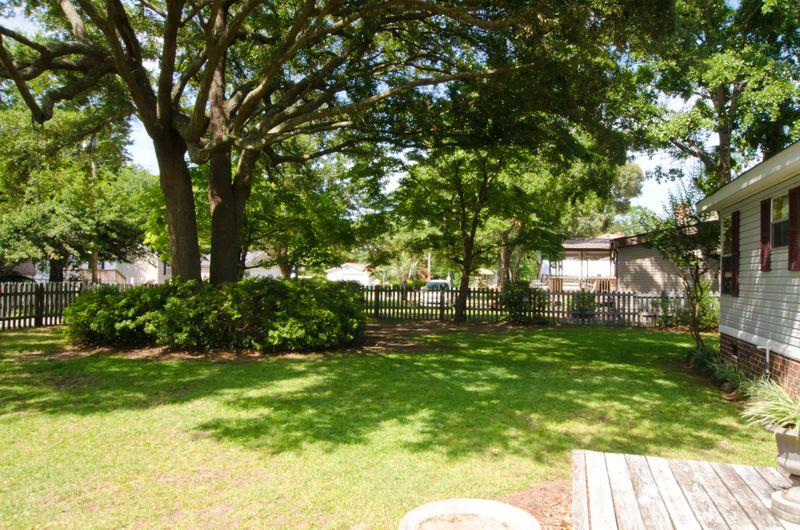 145 Waterfront Dr, Moncks Corner, SC 29461