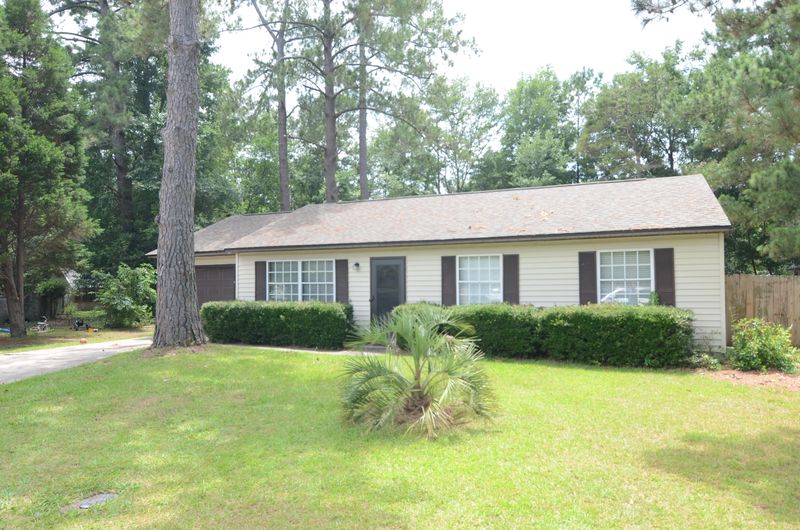 104 Redwood Ct, Summerville, SC 29483