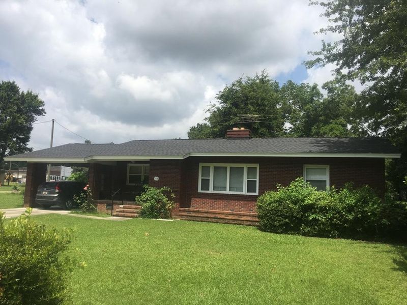 113 Hutto Rd, Harleyville, SC 29448