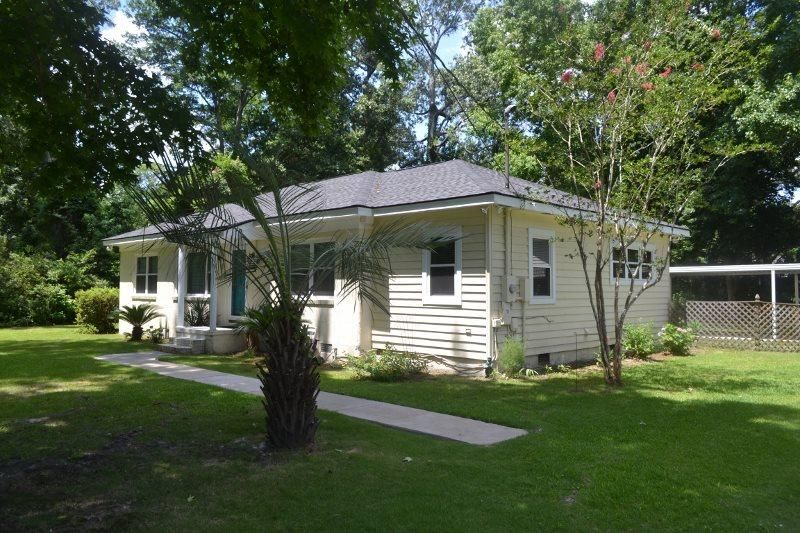 2088 Lake Ave, Charleston, SC 29414