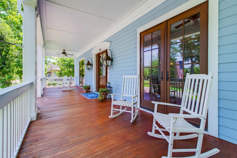 131 Island Park Dr, Daniel Island, SC 29492