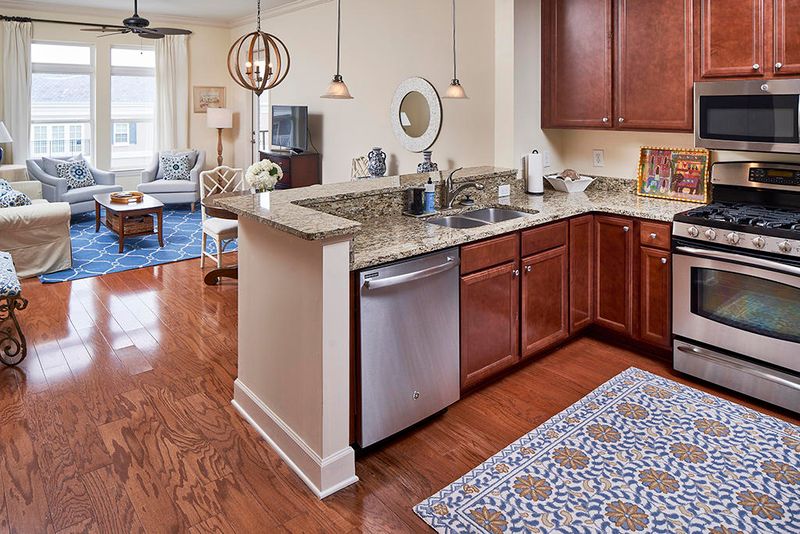 135 Pier View St #407, Charleston, SC 29492