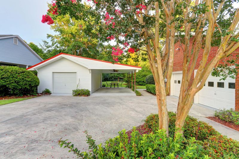 110 West St, Moncks Corner, SC 29461