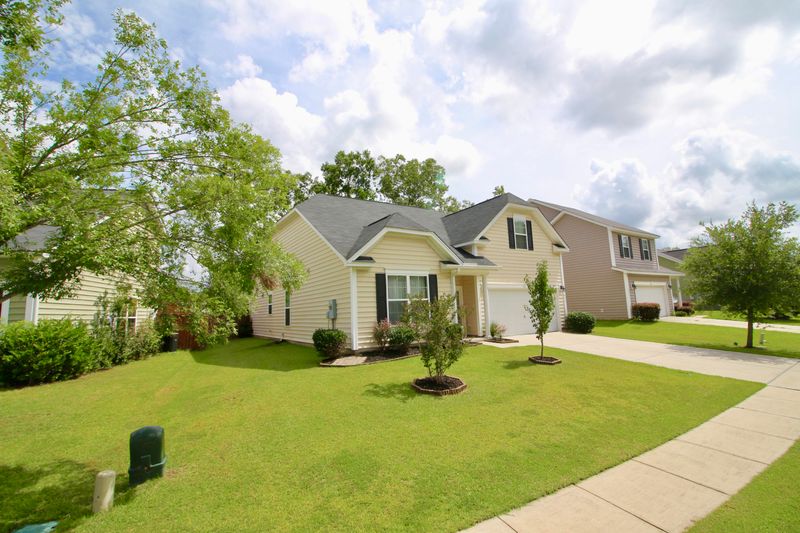 3035 Nantuckett Ave, North Charleston, SC 29420