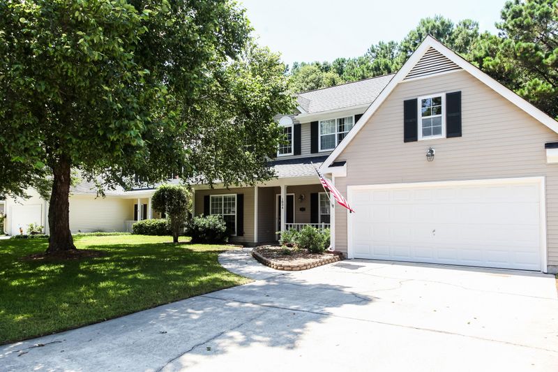 1834 Falling Creek Cir, Mount Pleasant, SC 29464