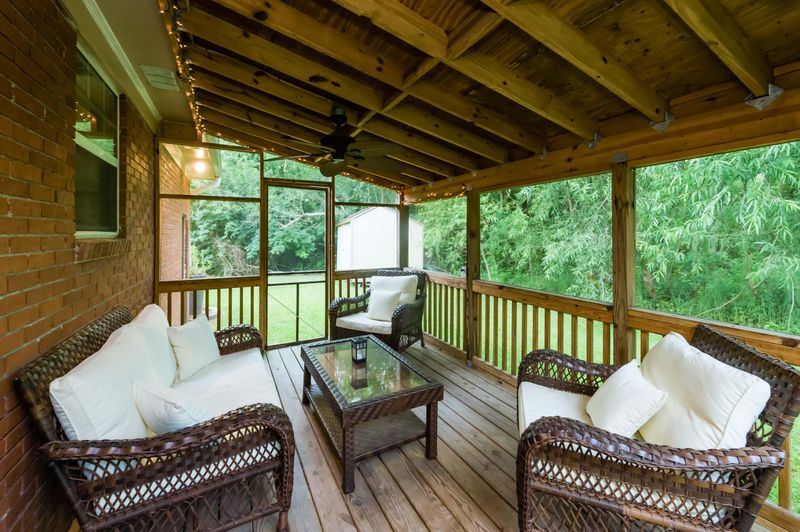 1131 Ocean View Rd, Charleston, SC 29412
