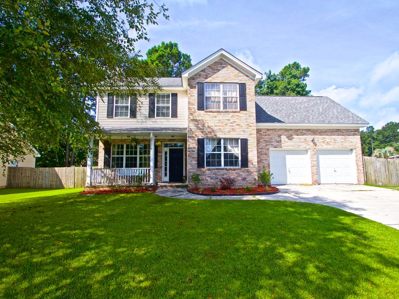 1407 Blue Pine Dr, Ladson, SC 29456