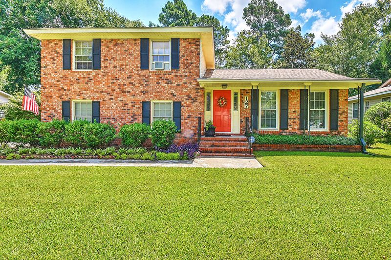 127 Three Wood Ln, Summerville, SC 29483