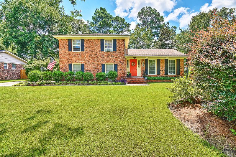127 Three Wood Ln, Summerville, SC 29483