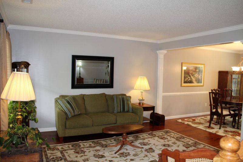 1705 Henley Ln, Charleston, SC 29412