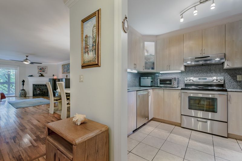 1717 Greystone Blvd #11, Mount Pleasant, SC 29464